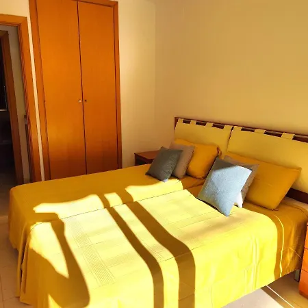 Luminoso Apartamento En Salou Con Terraza Y Parque Infantil Ideal Familias Exterior foto