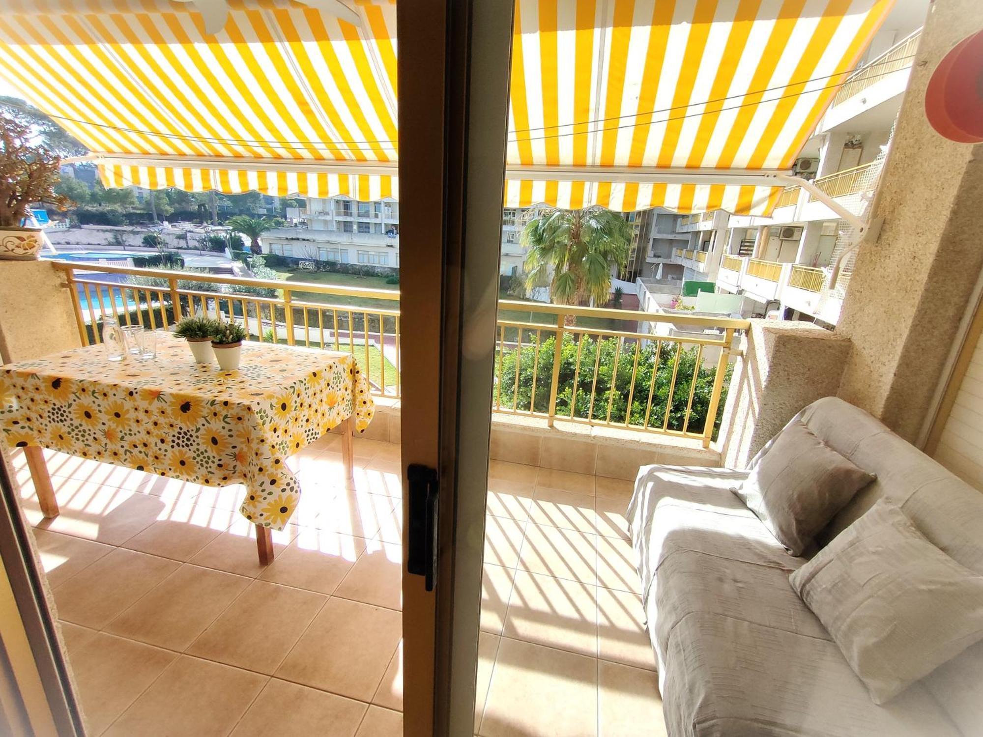 Apartamento Luminoso En Con Terraza Y Parque Infantil Ideal Familias